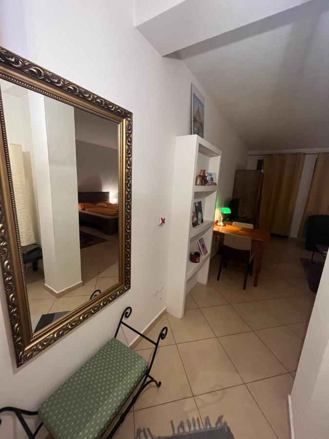 Monelly Apartman Komarno Ngoại thất bức ảnh